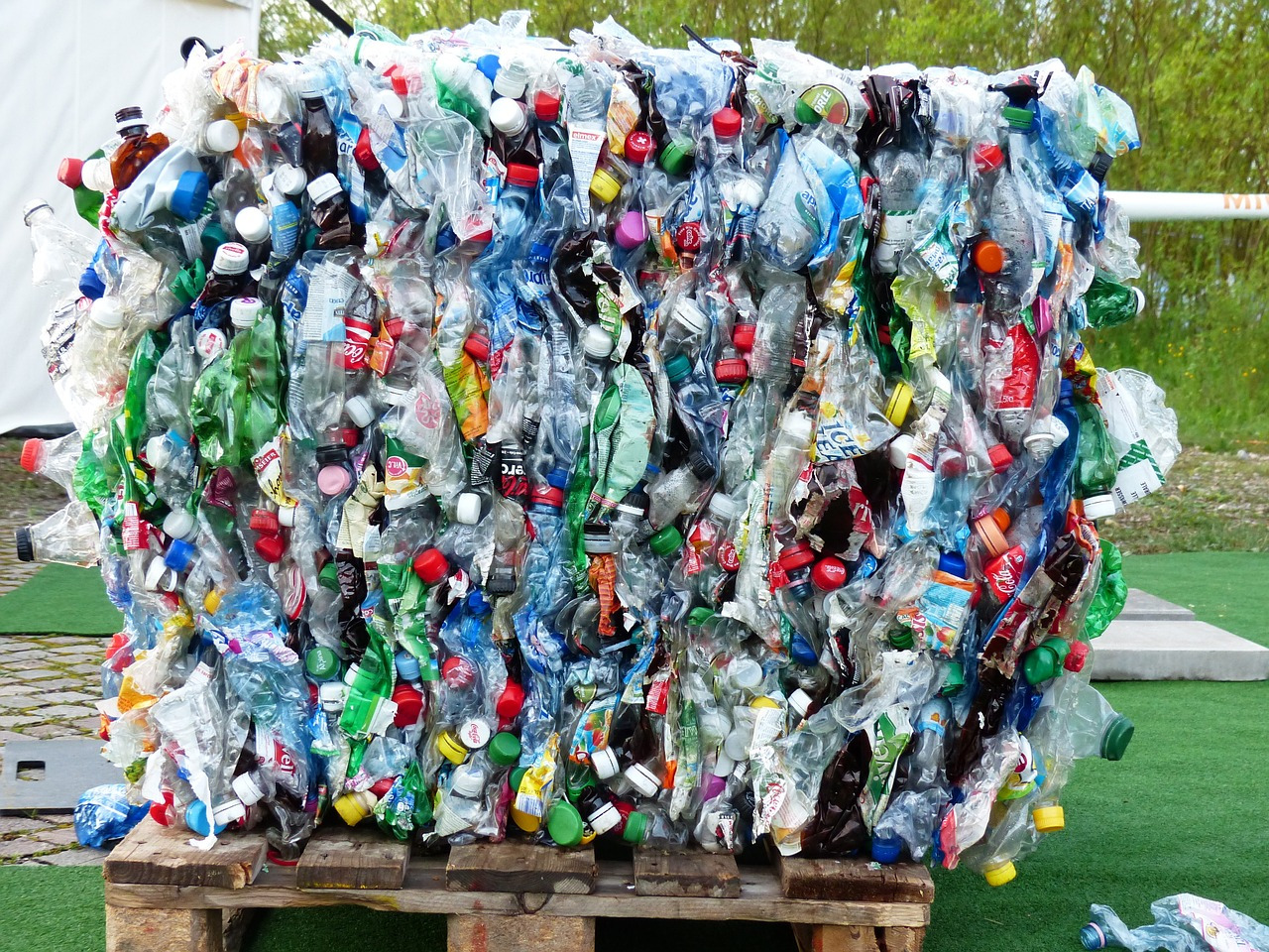 Read more about the article (Par 6.3.1.2)  Recycling plastic