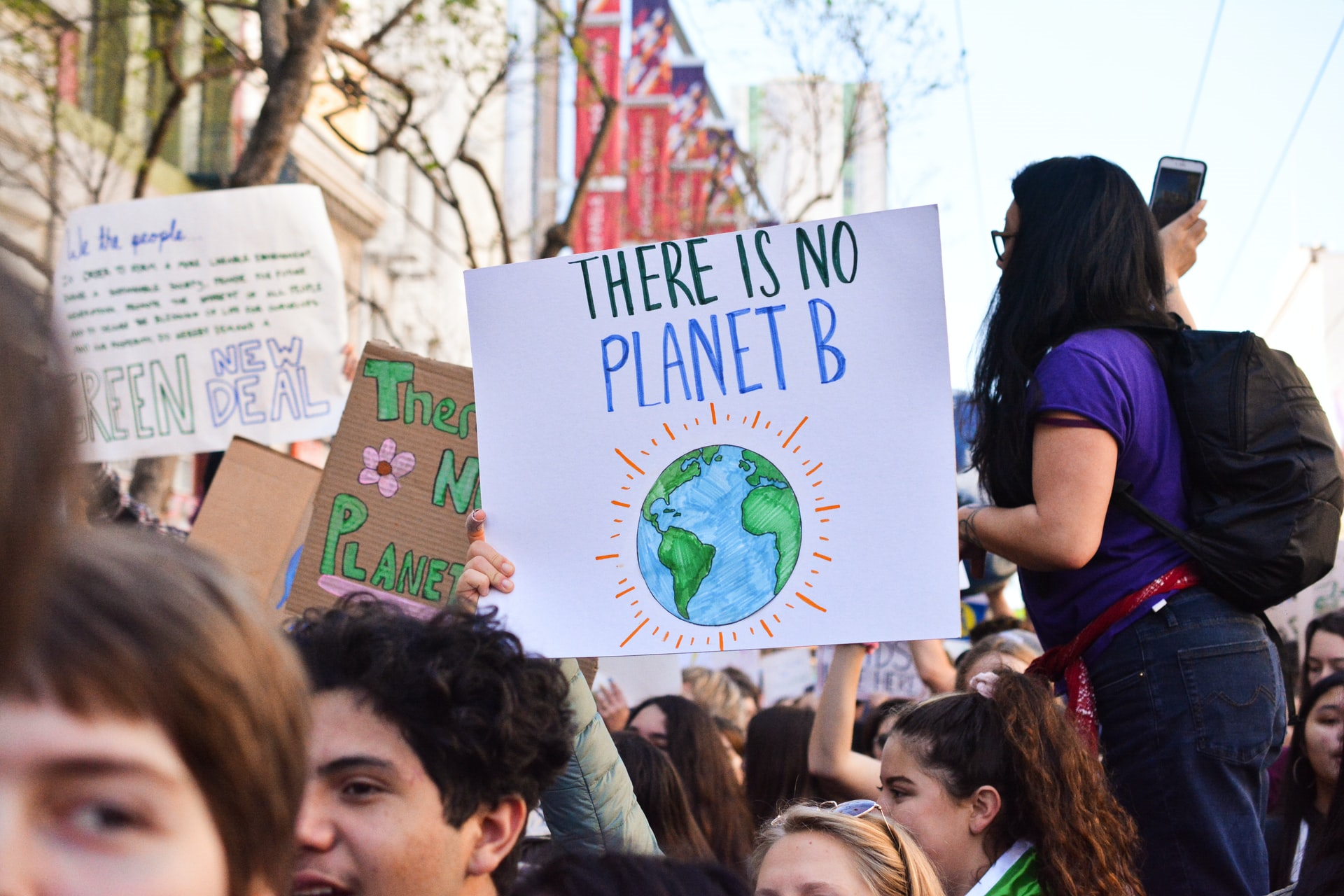 Read more about the article (par 5.4.2.2.5) Armed with proposals, young climate activists hunt decision-making power